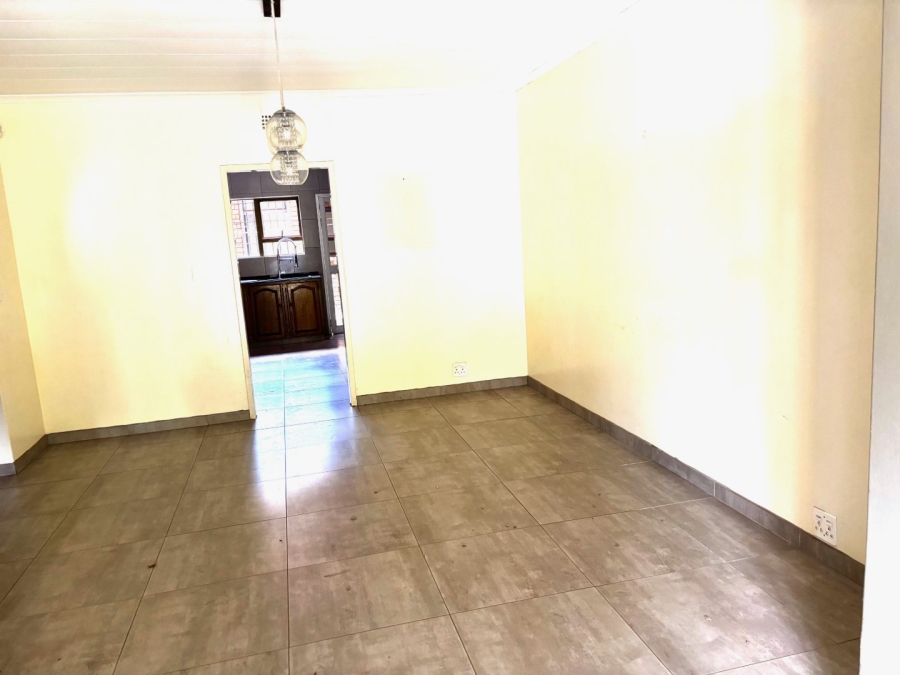 3 Bedroom Property for Sale in Flamwood North West